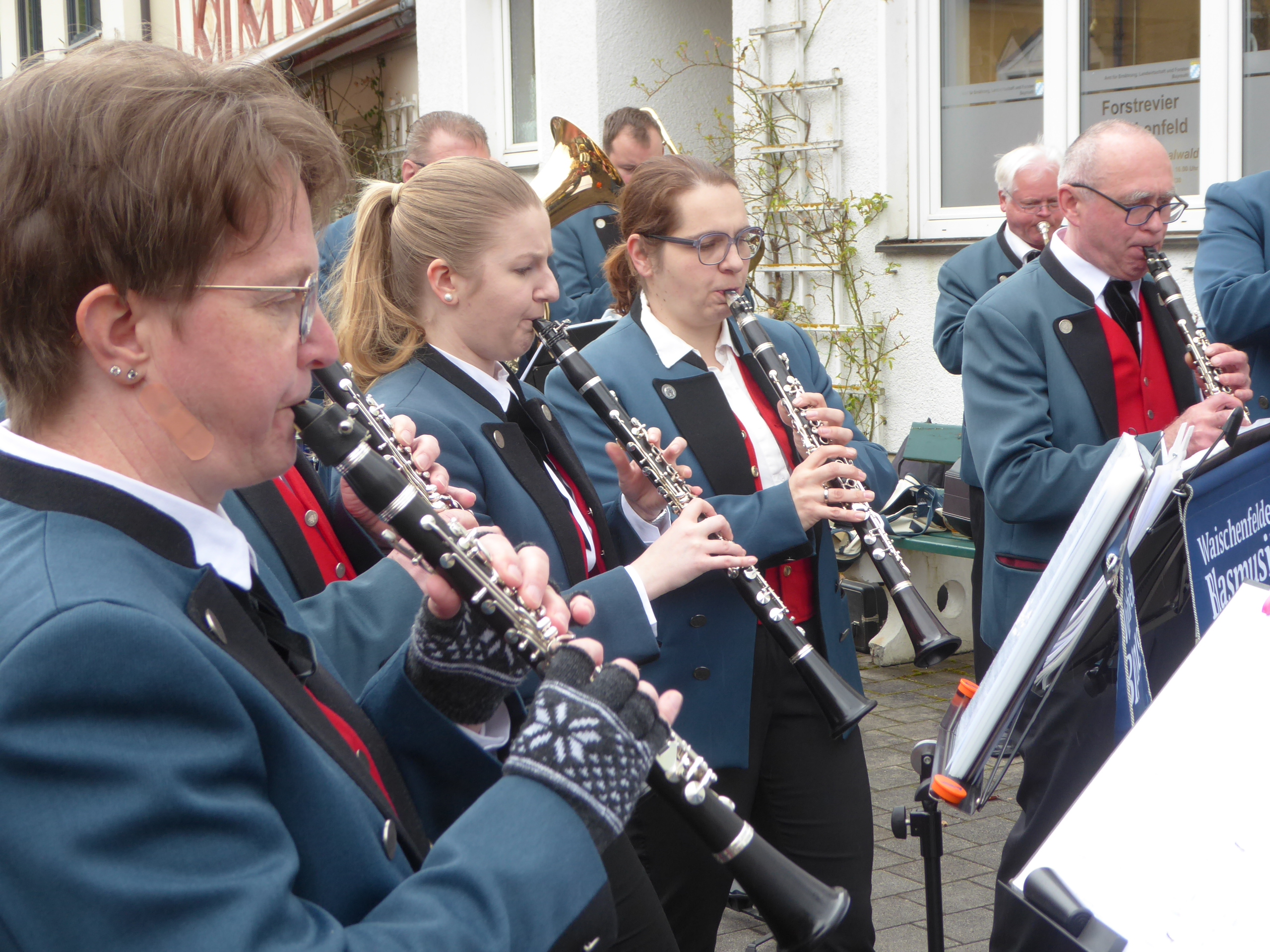 Standkonzert am Osterbrunnen